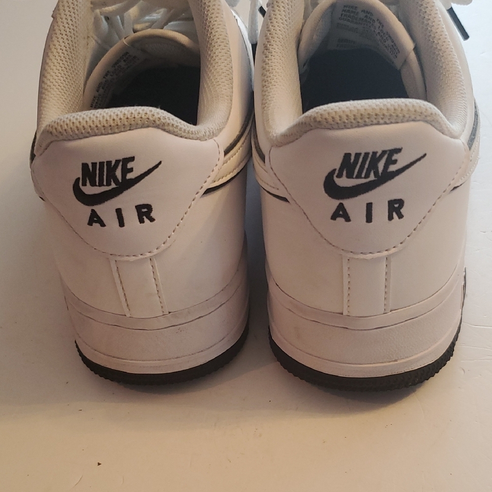 Nike Air Force 1 White with Black Details - Picture 3 of 16
